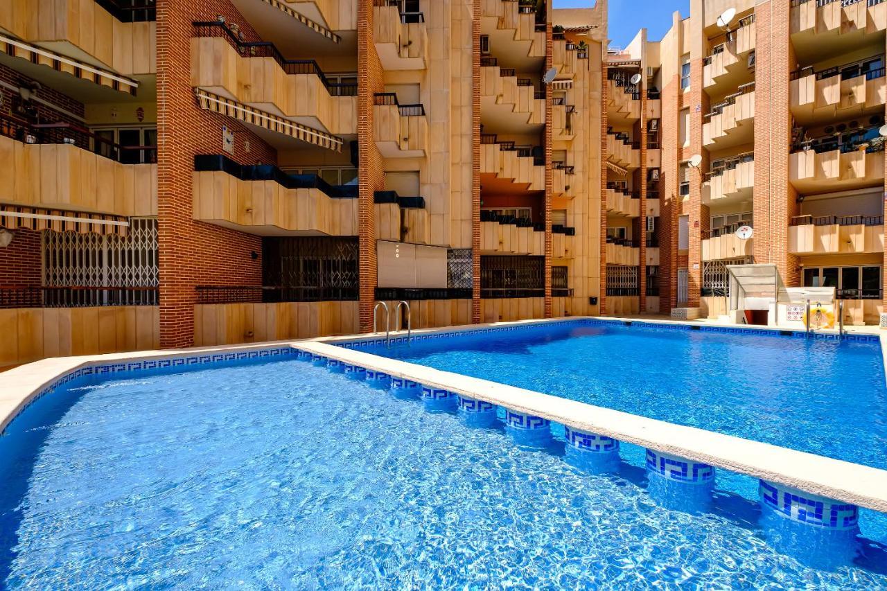 Holiday Studio Jardin Playa 托雷维耶哈 外观 照片