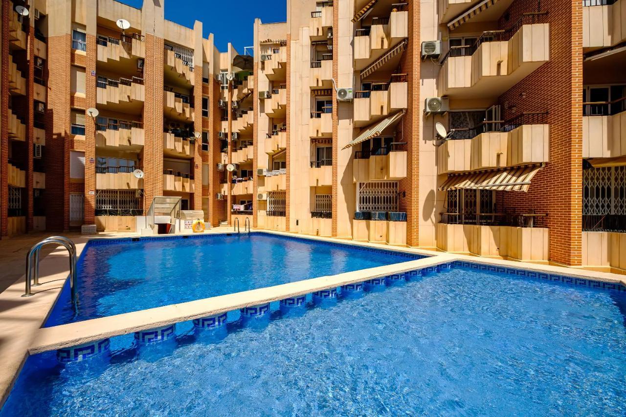Holiday Studio Jardin Playa 托雷维耶哈 外观 照片